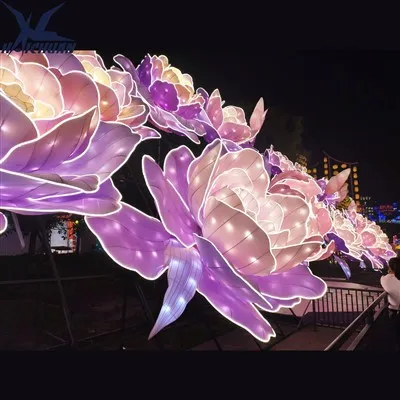 Цветочный шелковый фонарь